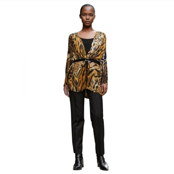 Animal Print Blouse Metallic Rhinestone Accent - Picture 11 of 12